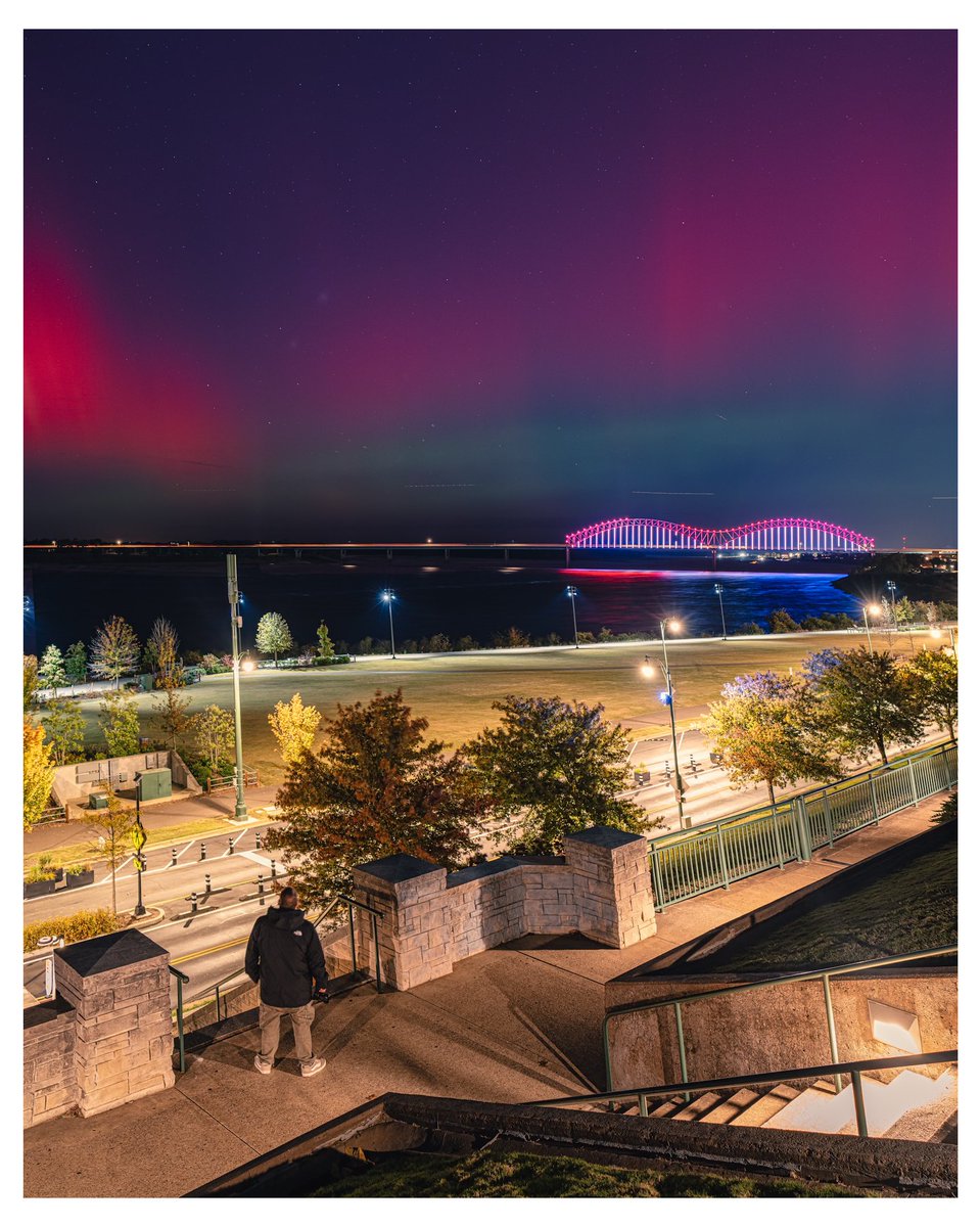 deepcityvisuals's tweet photo. Aurora in Memphis ✨️ https://t.co/RbGSZTqQd8
