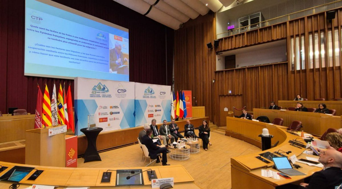 Unió Europea i Acció Exterior tweet media