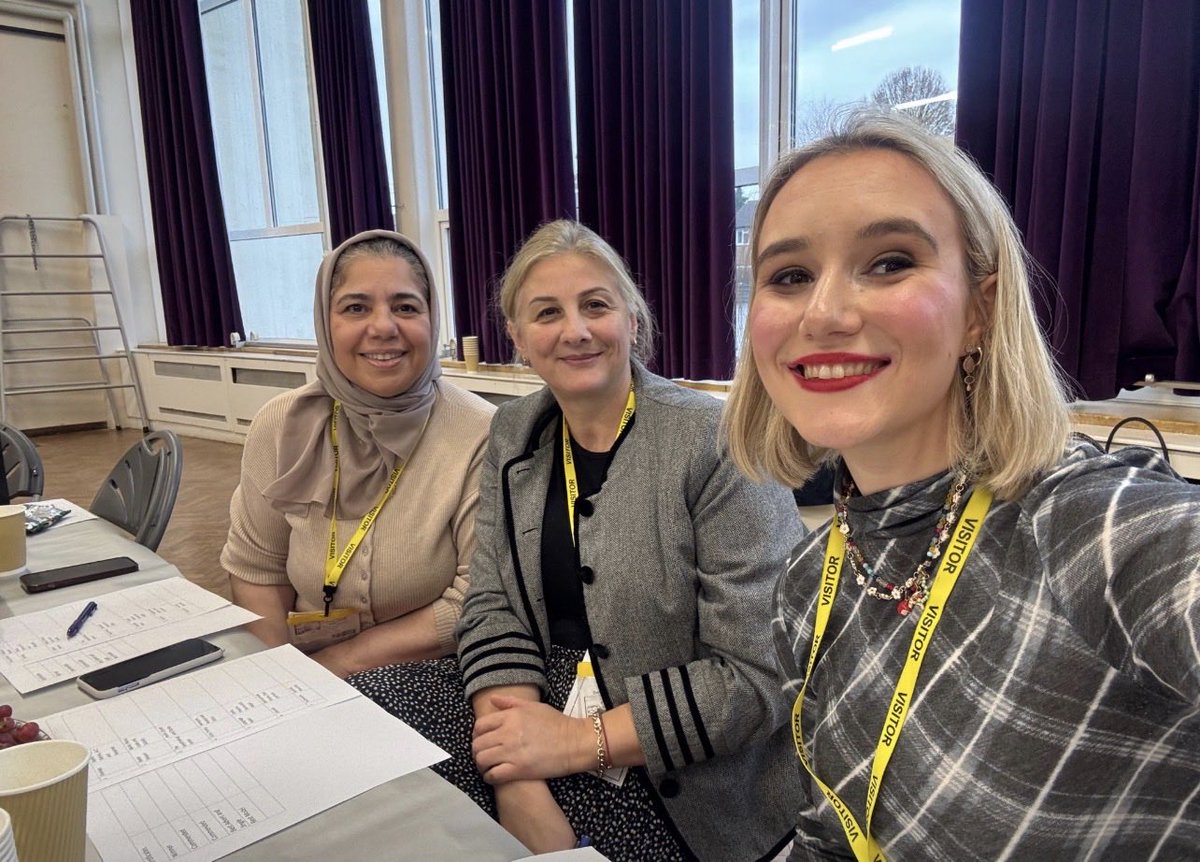 annielewisactor's tweet image. Thrilled to be guest judge @_DWPS_ for @lionsclubs to help bring creative arts to schools across London. In a time when the arts are more vulnerable than ever we must ensure presentation &amp;amp; public speaking skills are the norm for every child.

Photos posted with consent.