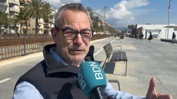 Mor als 68 anys Jan Grau i Martí, expert en cultura popular i patrimoni festiu. 

Badaloní d'adopció, el folklorista català estava molt implicat en la cultura popular de la ciutat i havia col·laborat en nombroses ocasions amb la ràdio i la televisió local.