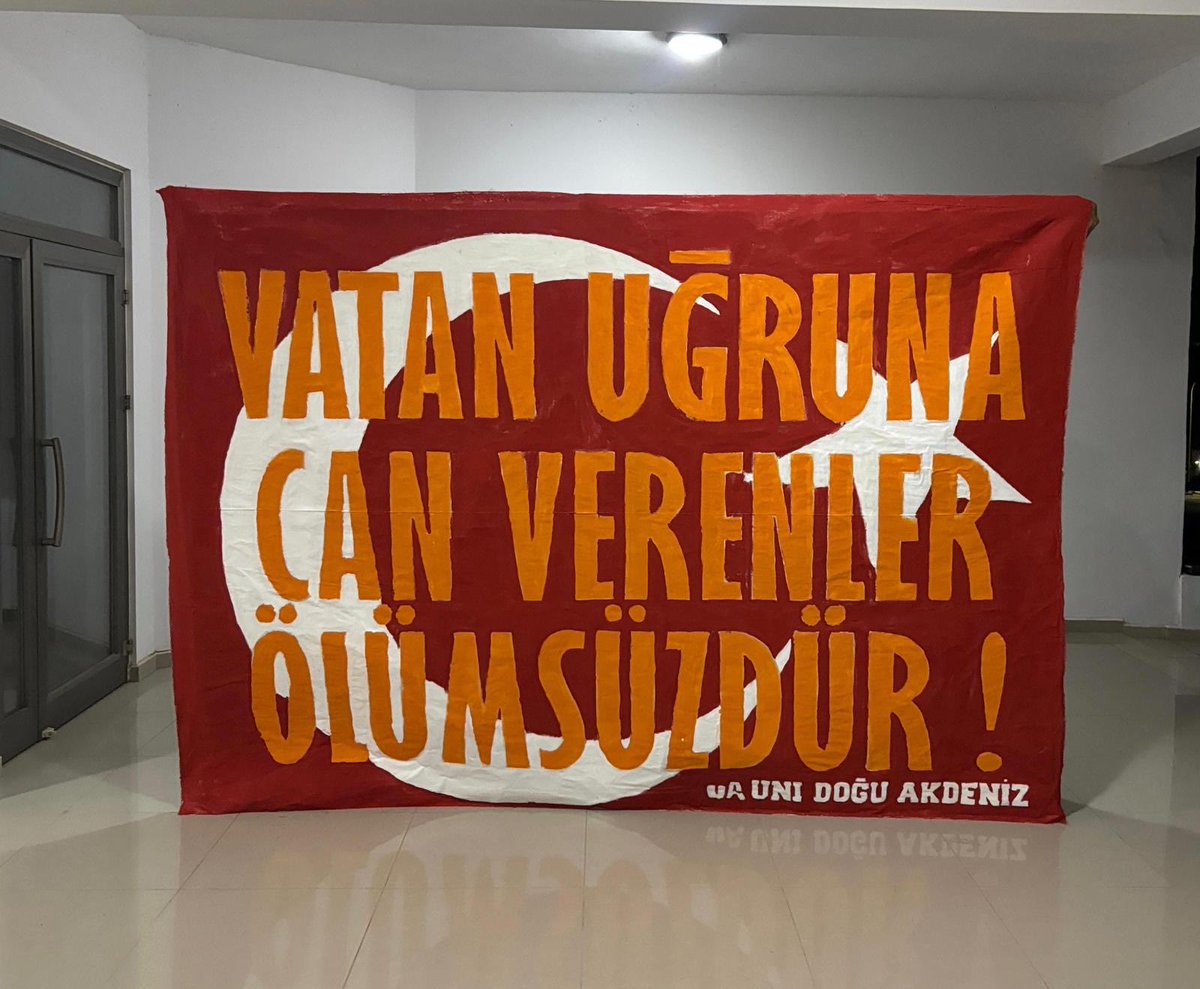 VATAN UĞRUNA CAN VERENLER ÖLÜMSÜZDÜR! #ultrAslanUNI