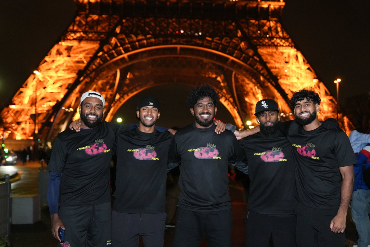 TamilGuardian's tweet image. 💫London to Paris - 5 Eelam Tamils run over 600km to raise money for the homeland

Five British Tamils have completed a non-stop run from London to Paris in under 48 hours, to raise money for charitable causes across the homeland.

Read more⬇️

tamilguardian.com/content/london…