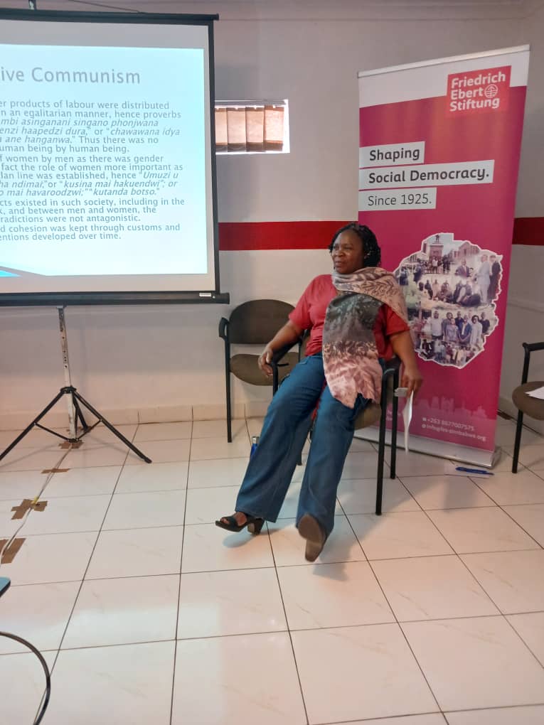ZimLabourCenter's tweet photo. 🔵The fourth session of the Progressive Young Workers Academy (PYWA), done in partnership with the Friedrich Ebert Stiftung, is underway, with the graduation set for Friday, the 14th of November. @TafadzwaChoto @MatikaGwisai @ZctuZimbabwe @ProgressiveOf @ARTUZ_teachers https://t.co/rlb9Wt9eVE