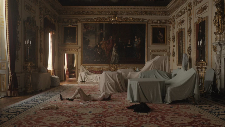 kelibacy's tweet photo. guy who has seen 2 movies-ass post. they literally film every period drama here. like by that logic maybe he was paying homage to emma 2020 did you ever consider that https://t.co/QIklb1a22e