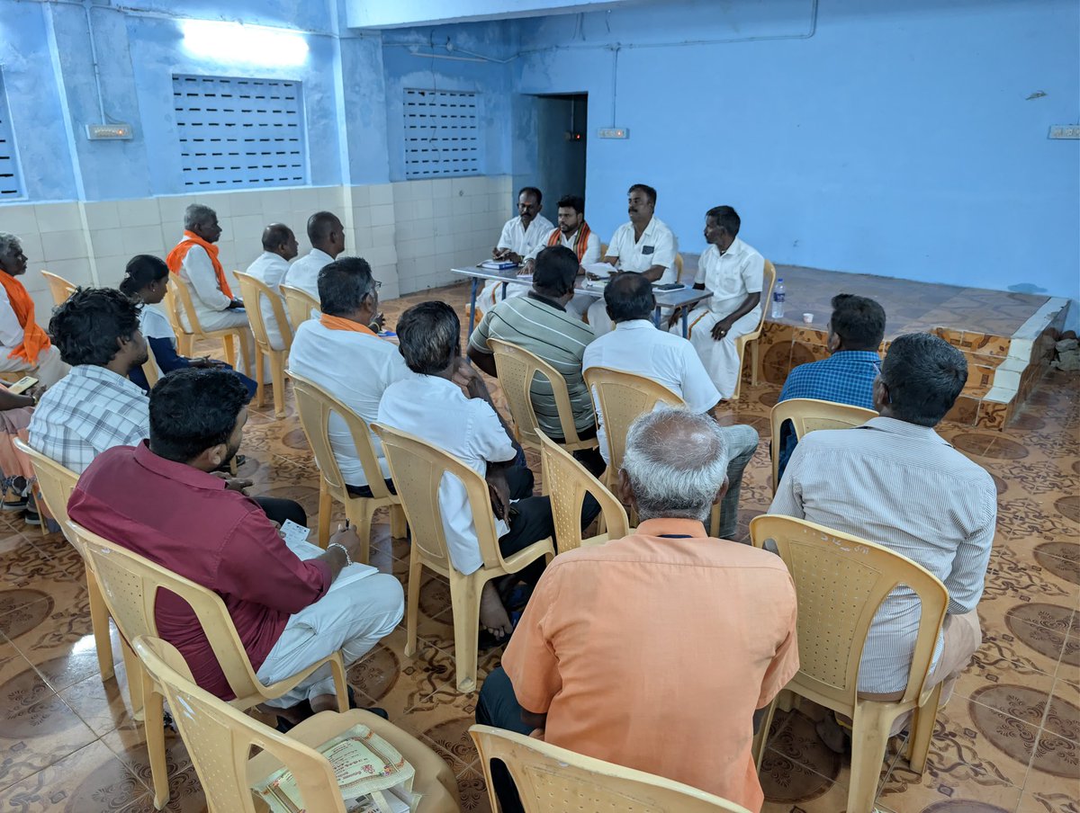 வாசுதேவநல்லூர் சட்டமன்றம்  சங்கரன்கோவில் தெற்கு ஒன்றியத்திற்கு உட்பட்ட #BLA2 வாக்குச்சாவடி முகவர்களுக்கு #SIR தொடர்பான பயிற்சி முகாம் இன்று மாலை வீரசிகாமணி கிளையில் சிறப்பாக நடைபெற்றது. 
<a href="/BJP4_tenkasi/">BJP4Tenkasi</a> <a href="/BJP4TamilNadu/">BJP Tamilnadu</a> 
<a href="/NainarBJP/">Nainar Nagenthran</a> <a href="/blsanthosh/">B L Santhosh</a> <a href="/PandaJay/">Baijayant Jay Panda</a>