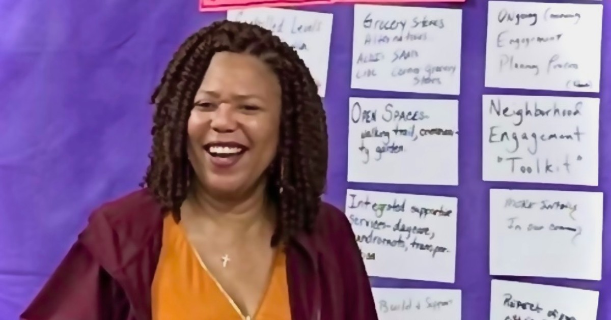 NorthStateBank's tweet image. Our own 𝗦𝗼𝗻𝗱𝗿𝗮 𝗖𝗼𝗹𝗹𝗶𝗻𝘀, who also serves as vice chair of the board of directors for Southeast Raleigh Promise, joined community members for the Real Estate &amp;amp; Housing Strategic Planning Community Conversation.