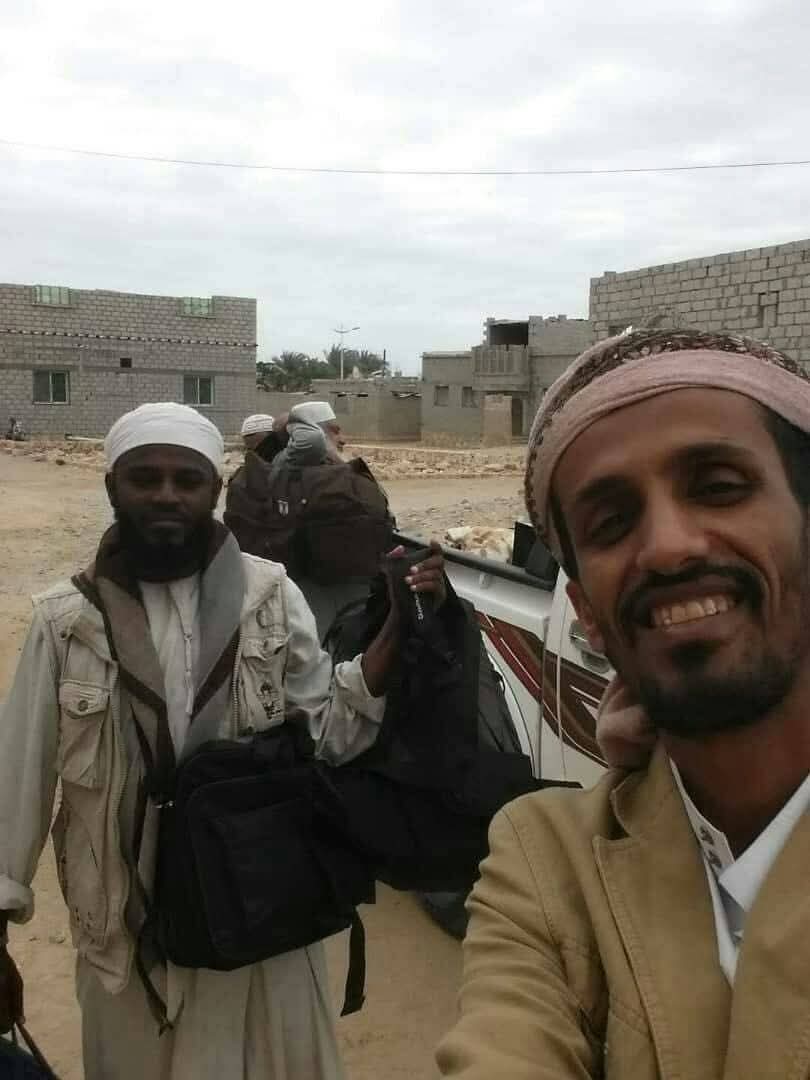 إشاعة خبر اعتقال عادل موفجة وراءه عادل نفسه والهدف اثارة بلبله للتغطية على التسريبات المخلة لشريكه في الإرهاب أمجد خالد.
ساعات ويطل بنفي الواقعة او القول أن تركيا ضغطت وتم الإفراج عنه 😂
أما إذا كان صحيح وهذا أمر مستبعد فالإجراء سيردم بيارة من بيارات التحريض والإرهاب والفتنة