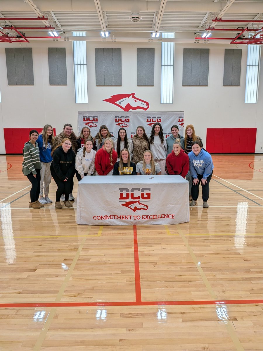 DCGHSSB's tweet image. Congratulations to Delaney Fetters for signing with Ellsworth today! Great things are ahead of you. ♥️🥎