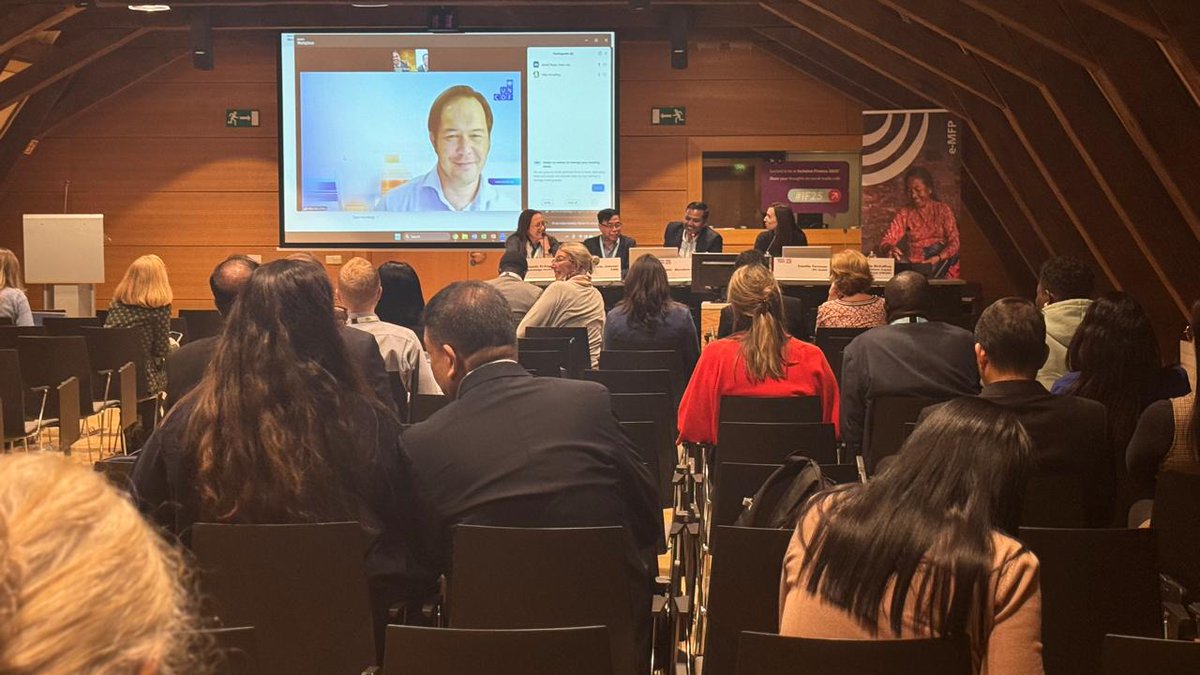 MicroSave's tweet image. MSC’s TVS Ravi Kumar joins global experts at #FinancialInclusionWeek to unpack how #FIs can move from access to impact &amp;amp; embed #financialhealth into the design, delivery, &amp;amp; measurement of solutions for women-owned #MSMEs. Stick around for more updates!

#InclusiveFinance #FIW25…
