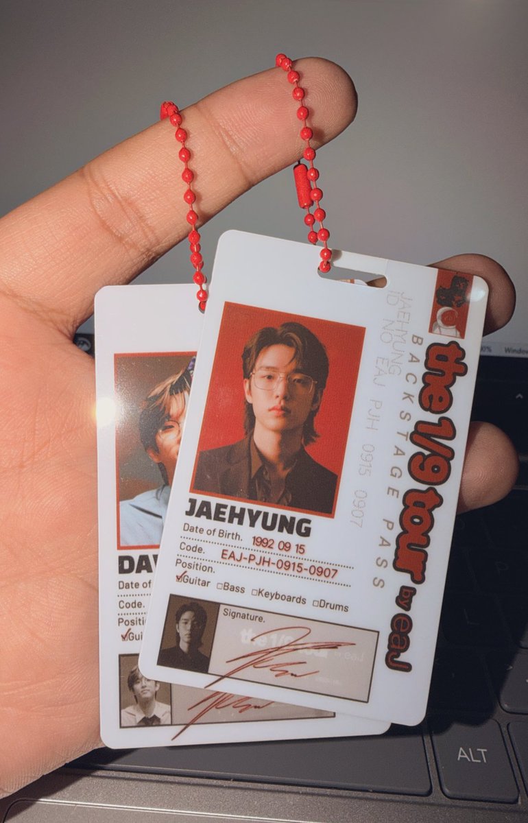 BobdaSungjin's tweet photo. The reason why I did this freebie is just to complete OT5 being 10 years in the industry 🫶🏻 🚀🍀 https://t.co/7eSzXjxhYz
