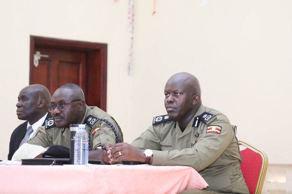 Uganda Police Force tweet media