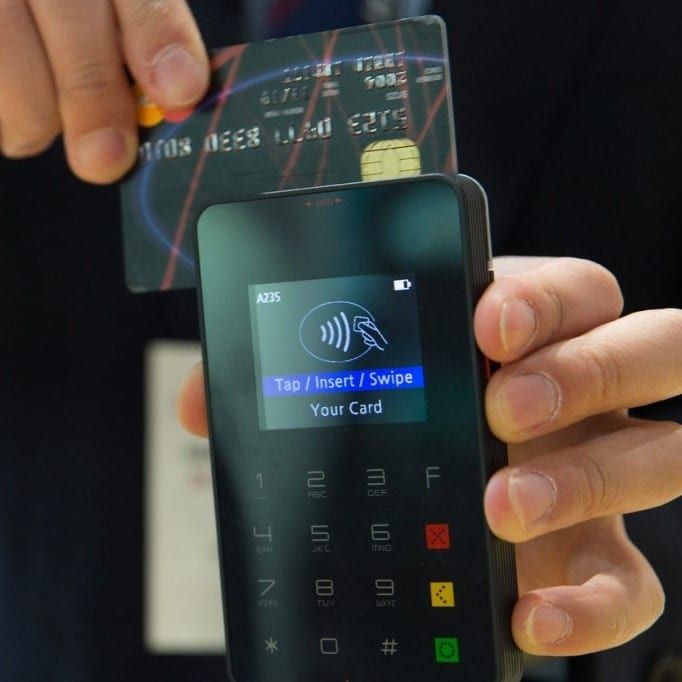 DTPaymentNews's tweet photo. Shift4 Scores Another Stadium Pay Win; Electronic Merchant Systems Rebrands as Kurv - Digital Transactions
Click to read: https://t.co/KMaKCAGdmb
#Shift4 #stadiums #Bengals #NFL #PaycorStadium #Kurv #Paysley #PeelPayments https://t.co/XrkhlZPOa4