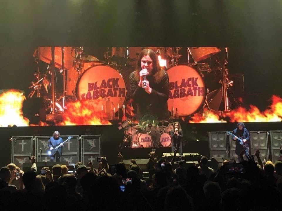 November 12 , 2016 
The final U.S. show on the The End farewell tour in San Antonio, Texas