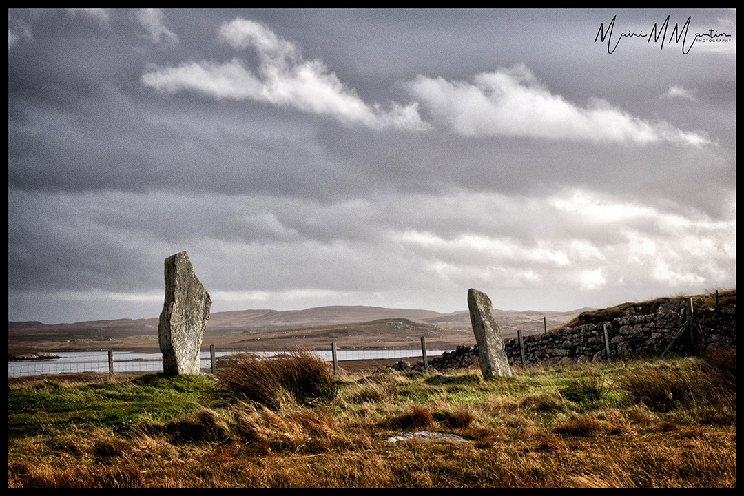 MartinMairi's tweet photo. Autumn colours and lengthening shadows at the Calanais Stones, Isle of Lewis, Outer Hebrides, Scotland, UK.
https://t.co/5se1KgNKWb https://t.co/xqHI1bwF4Y