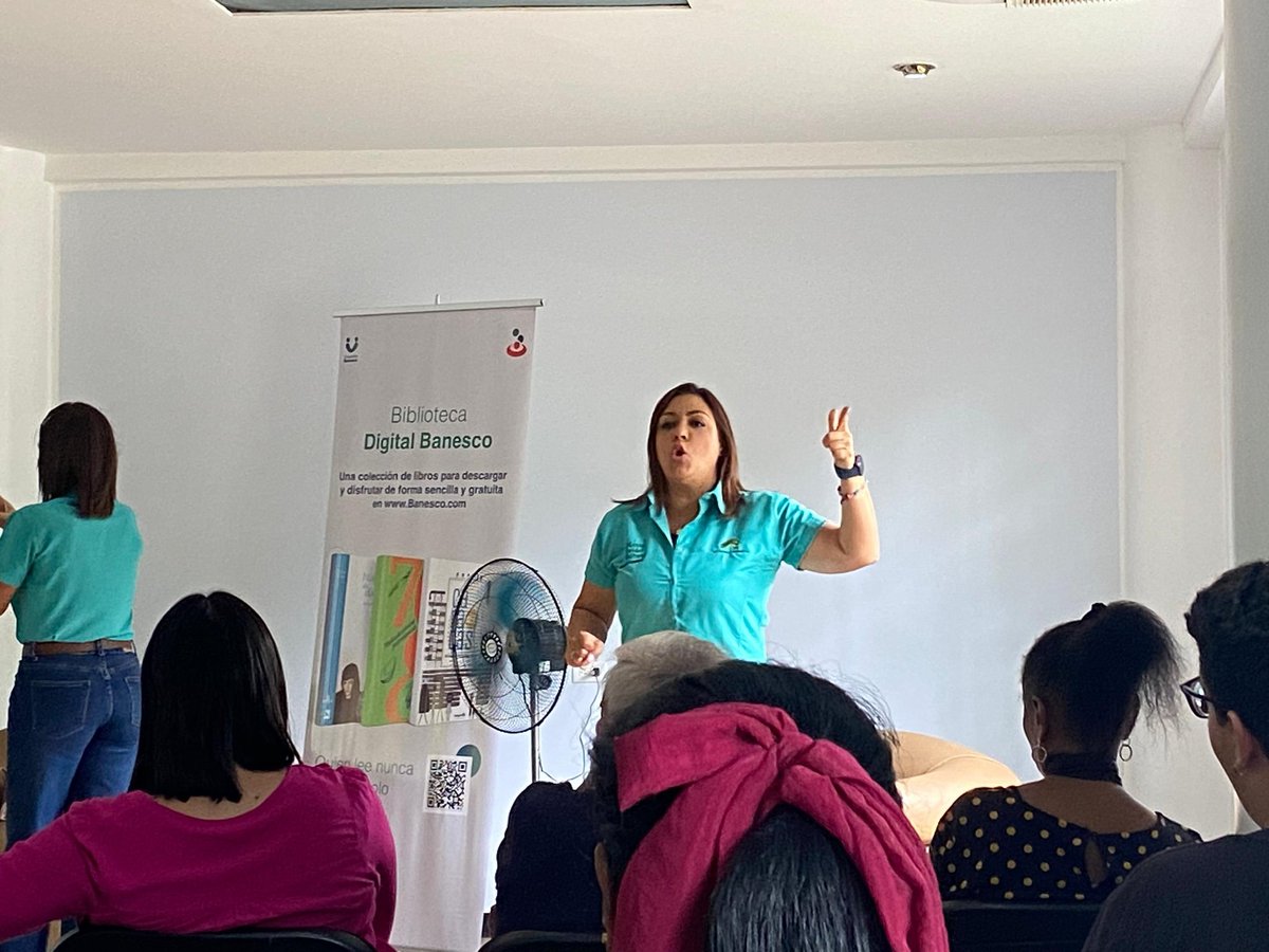 #12Nov | El taller “Resolución de conflictos comunitarios”, organizado por el Centro de Estudiantes de la Escuela de Trabajo Social (<a href="/ceetsucv/">CEE Trabajo Social</a>), se lleva a cabo en el Salón de usos múltiples de esta misma Escuela (@trabajosocialtk).