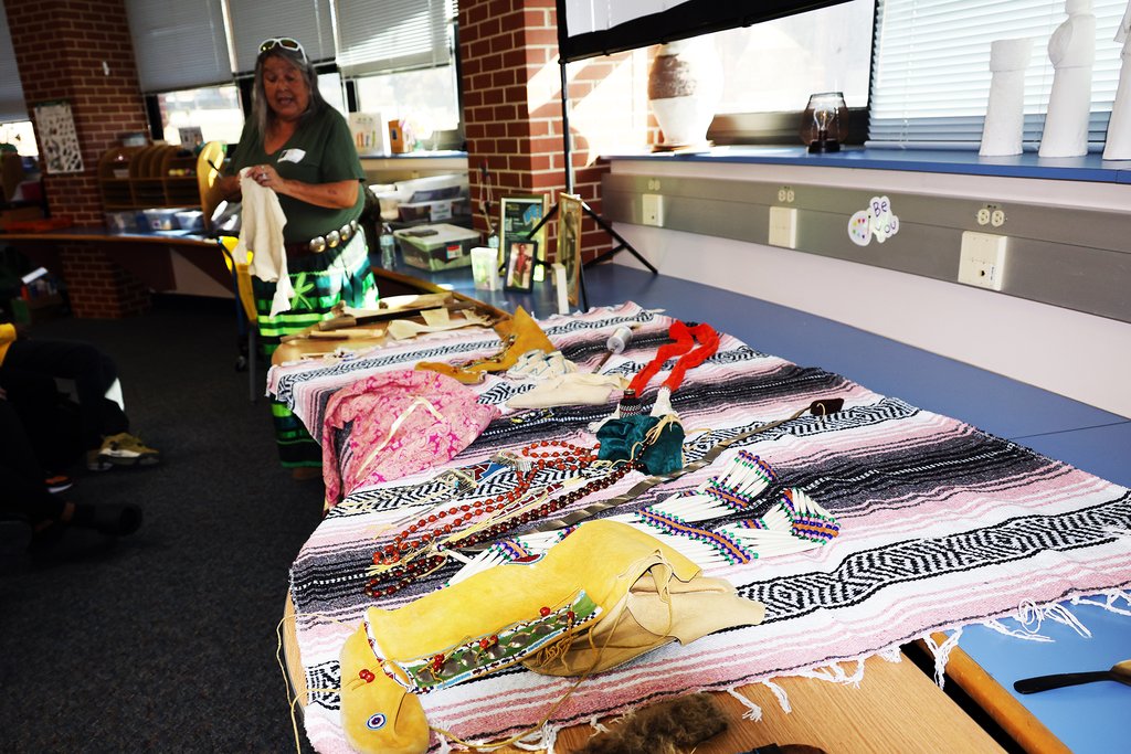 Angela Syron tweet media