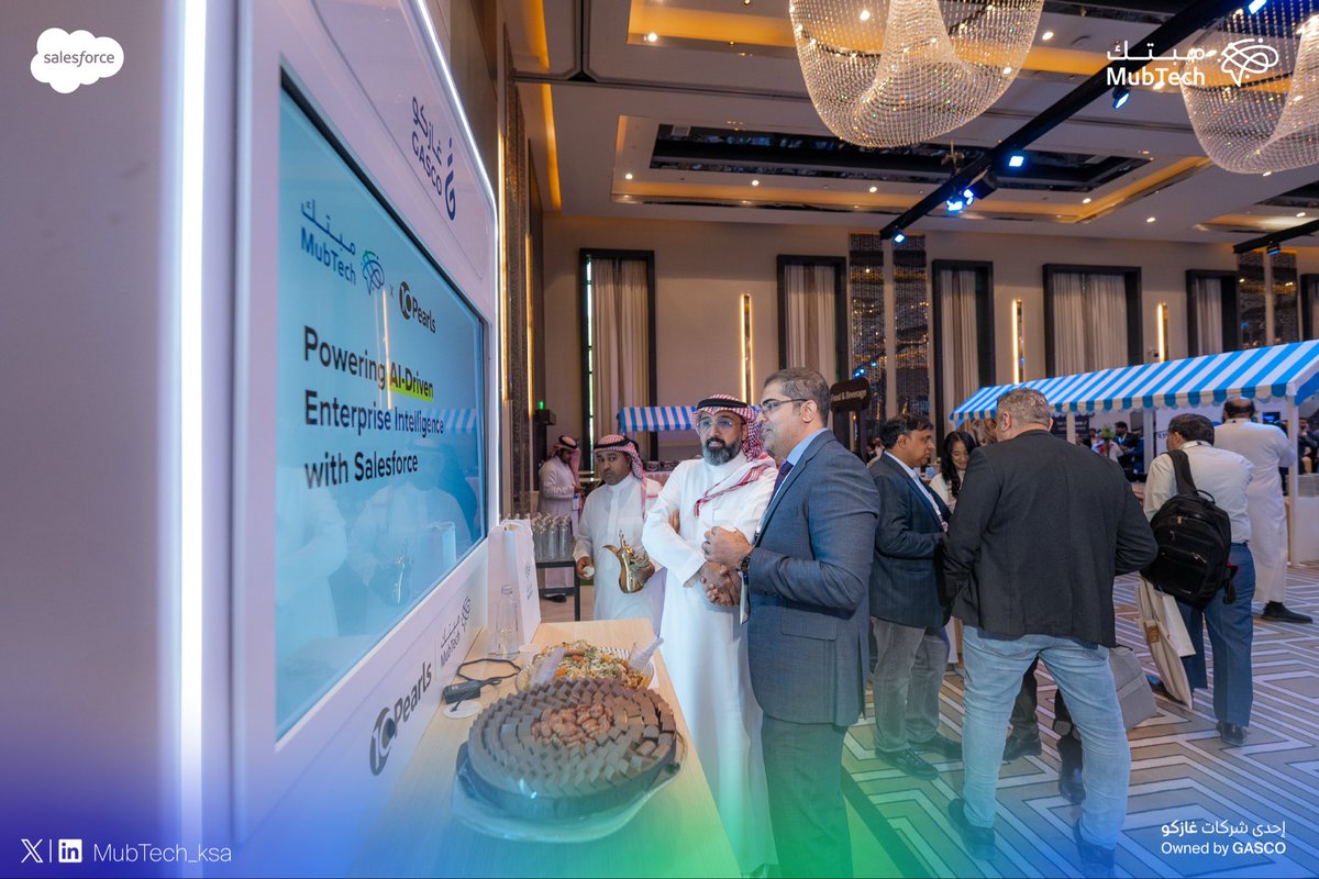 MubTech_KSA's tweet photo. جناح #MubTech في يوم الابتكار من #salesforce يجسد رؤيتنا نحو مستقبل رقمي متكامل، من الذكاء الاصطناعي إلى الحلول السحابية والتحول الرقمي .
#InnovationDay #DigitalTransformation https://t.co/Fpre6oCEOI