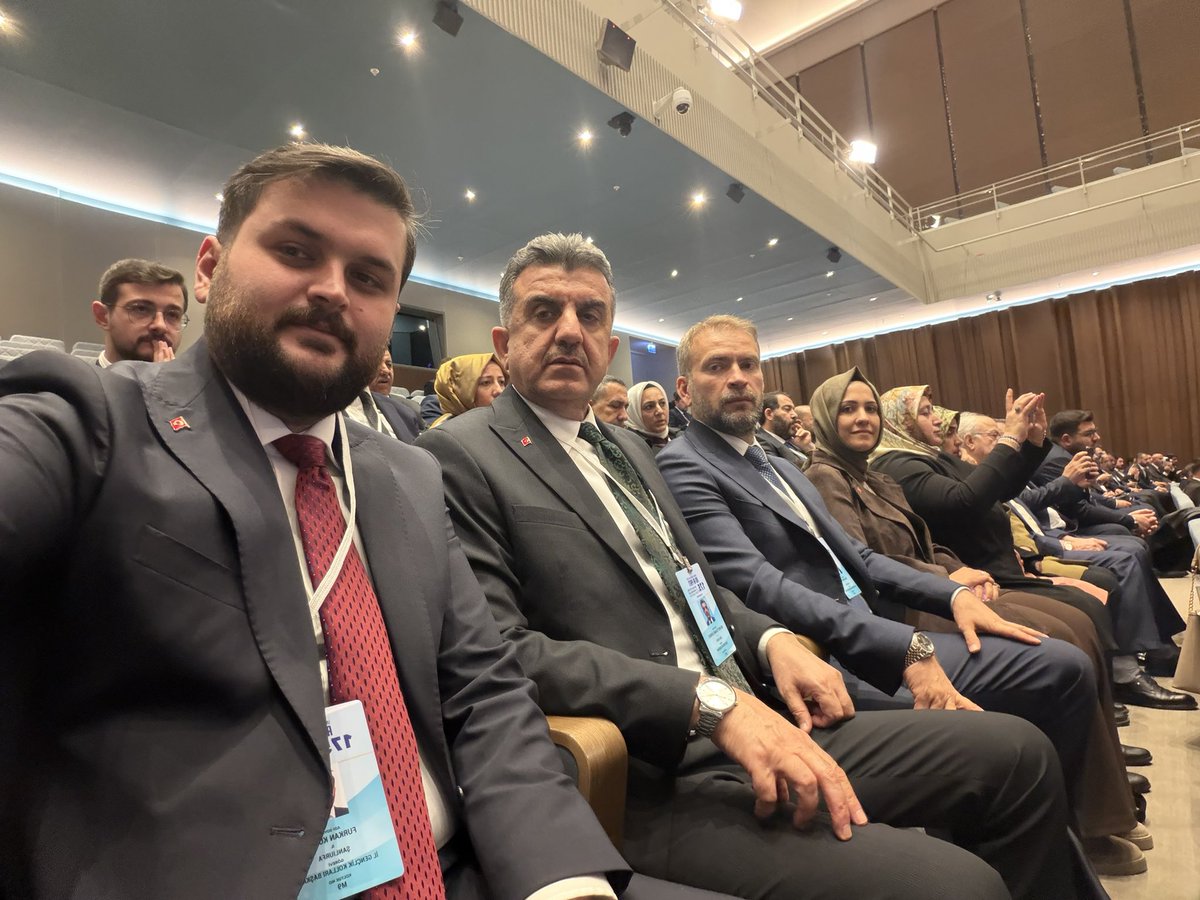 📍AK Parti Genel Merkezi/Genişletilmiş İl Başkanları Toplantısı

Cumhurbaşkanımız Sayın Recep Tayyip Erdoğan'ın teşrifleriyle yapılan Genişletilmiş İl Başkanları Toplantısına İl Başkanımız <a href="/milhamigunbegi/">M.İlhami GÜNBEGİ</a> ile birlikte katıldık.

AK Parti hizmetin, kalkınmanın ve güçlü bir