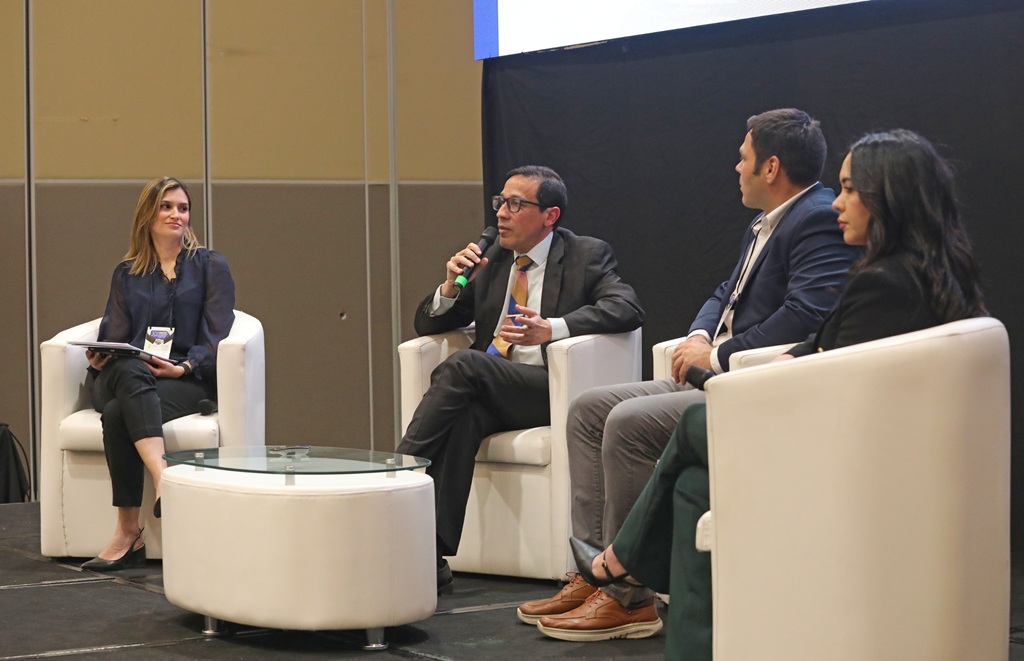 CNCSP's tweet photo. La XII Conferencia Internacional de Arbitraje organizada por el Centro de Arbitraje y Mediación Paraguay #CAMP de la #CNCSP, reafirmó el compromiso con la seguridad jurídica y la inversión en Paraguay.
https://t.co/9Hc8A0p2Ir https://t.co/RvebpIYpR6