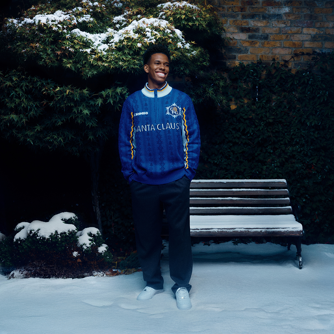 ChelseaFC's tweet photo. I told you Santa was a Blue. 🎅​
​
Help make Christmas a little brighter for those that need it most. ​
​
#TheMagicOfBlue