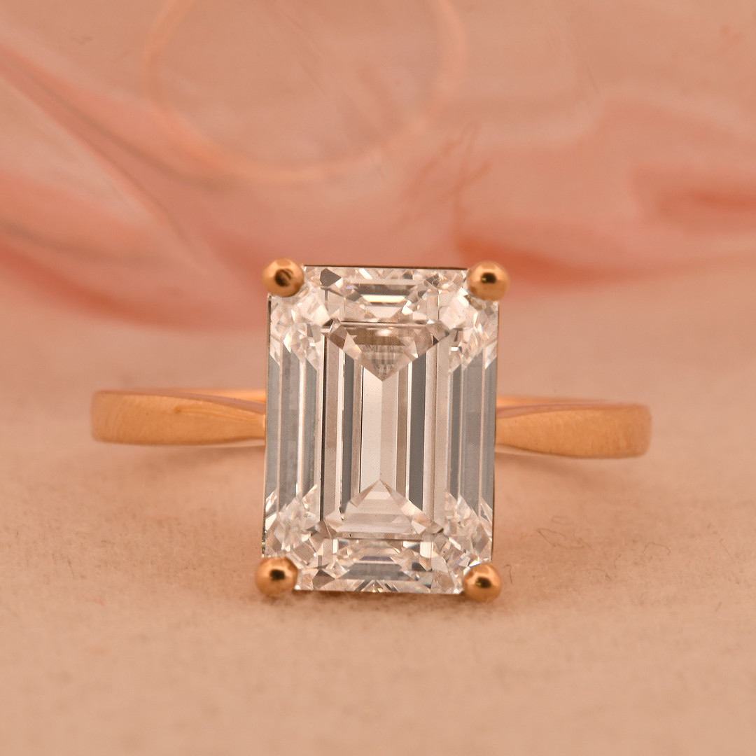 AngelicDiamonds's tweet image. 💍 Describe your dream engagement ring in 3 words.
Go on — we’re curious. ✨
#AngelicDiamonds #EngagementRing #Diamonds