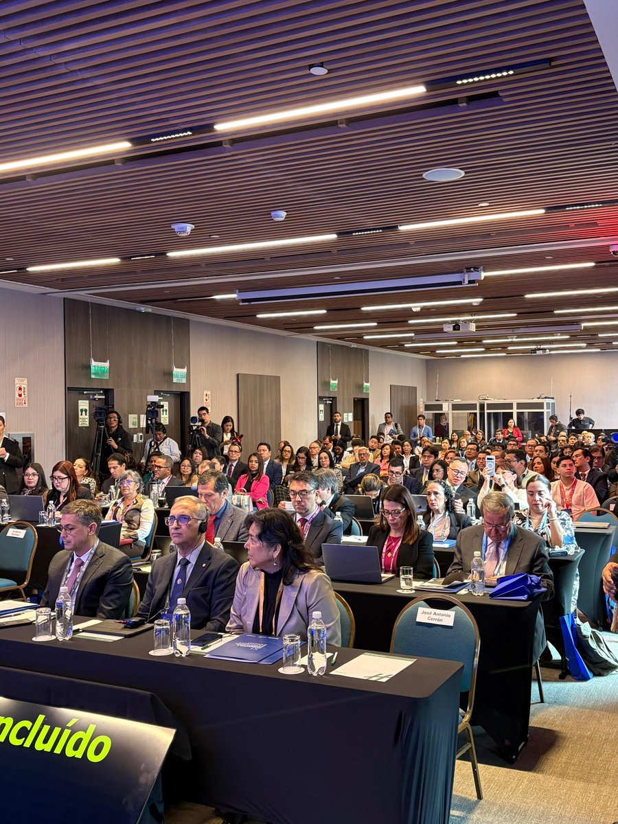 CatastroOEA's tweet photo. 🤝Inicia #CONFCAT25, el evento más importante de la Red Interamericana de Catastro y Registro de la Propiedad.

🇵🇪En Lima, líderes gubernamentales y técnicos de América hablarán de transformación digital e innovación para gobernanza territorial.

#EnVivo: https://t.co/vedLaOY3HO https://t.co/50FUxYMvvX