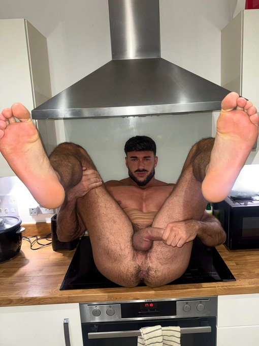 Chudai 🍑 https://t.co/ffdwSSLp0n