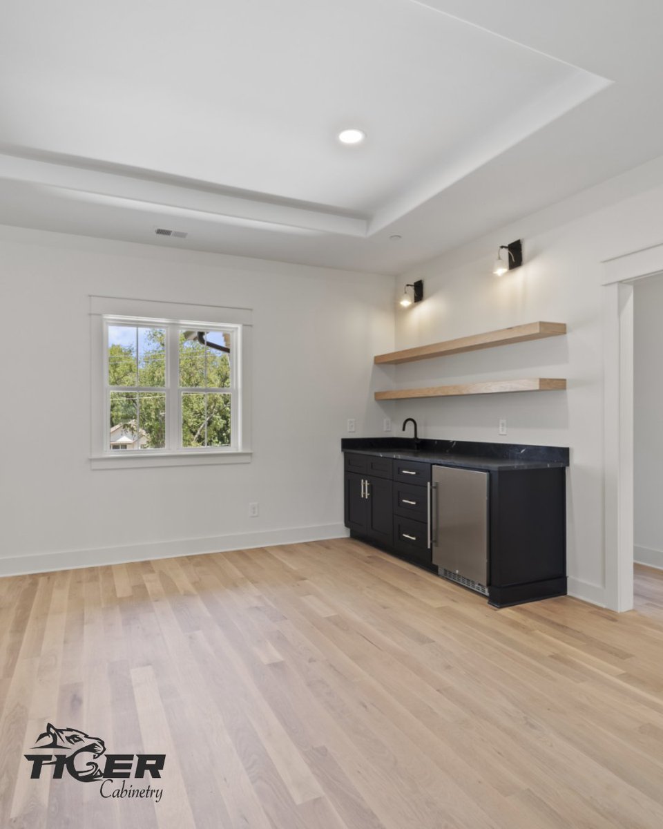tigercabinetry's tweet image. Customizing spaces is our specialty 🏡✨ Tiger Cabinetry designs cabinetry that fits your style, your lifestyle, and your space. Call 615-730-0033 today!
#TigerCabinetry #CustomCabinetry #DreamSpaces