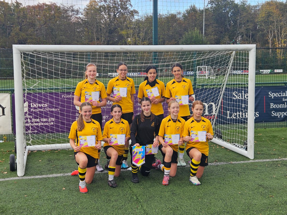 Last week our U13 girls fought hard across a number of games to win the <a href="/EFL/">EFL</a> Utilita Cup! We will now go on to represent <a href="/bromleyfc/">Bromley FC</a> next year in the next round. Proud of the girls resilience and efforts! @bromleydis