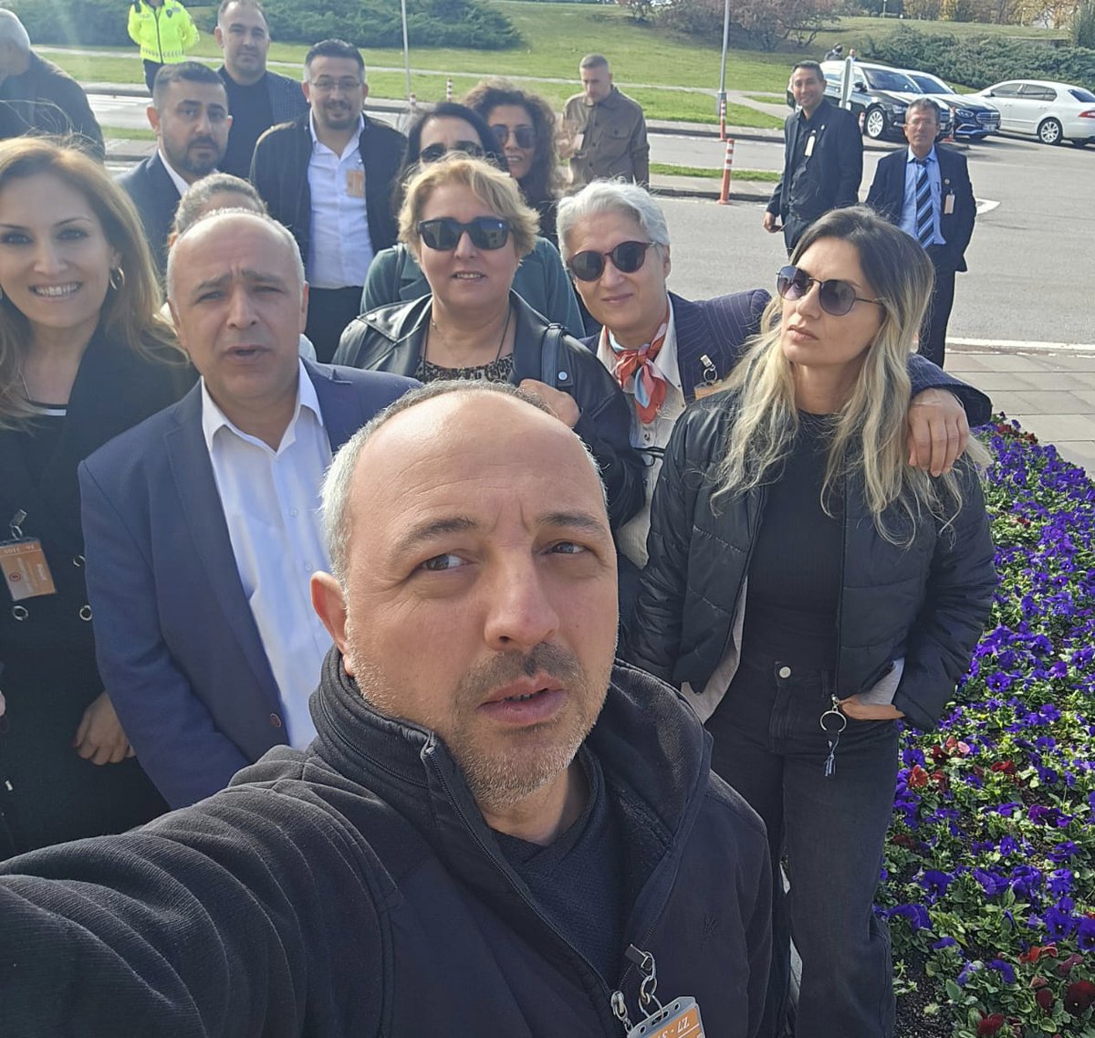 Ankara 🙏🏼
<a href="/nefes_almali/">ᕼᑌ̈ᒪYᗩ ᗪᗩᒪYᗩᑎ</a>
<a href="/Ilkergurdal32/">İLKER GÜRDAL</a>
<a href="/KusmezYavasca/">🍀3308 CANAN</a>
<a href="/SRTELARZ/">𝑆𝐸𝑅𝑇𝐸𝐿</a>
<a href="/idris_toprak/">💥İDRİS💥</a>
<a href="/Magdetak06/">𝘈𝘺𝘬𝘶𝘵</a>
<a href="/caebru472/">‘乇乃尺ㄩ</a>
Ankara'dan Sesleniyoruz 
#PlanBütçedenStajyerÇırağaTamSigorta