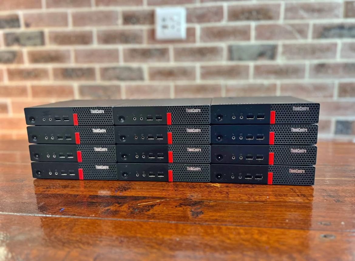 AbouNoorayn's tweet image. Lenovo ThinkCentre M910q Tiny PC

- Core i3-7100T 7th Gen
- 8GB DDR4 RAM (up to 32GB)
- 256GB SSD + M.2 NVMe slot
- Windows 11 Pro
- Integrated graphics

1850rand or 450,000 Kwacha (non-negotiable)
18 units available capetown/lilongwe
+265993122727 (WhatsApp only)