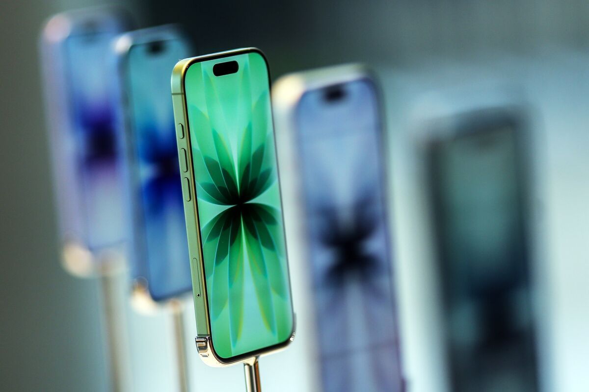 BestMobileTech's tweet image. Amazon Demands Perplexity Stop AI Tool&apos;s Purchasing Ability

ttnews.com/articles/amazo…

#smartphone #ai #SmartphoneAi #SA #news #trending