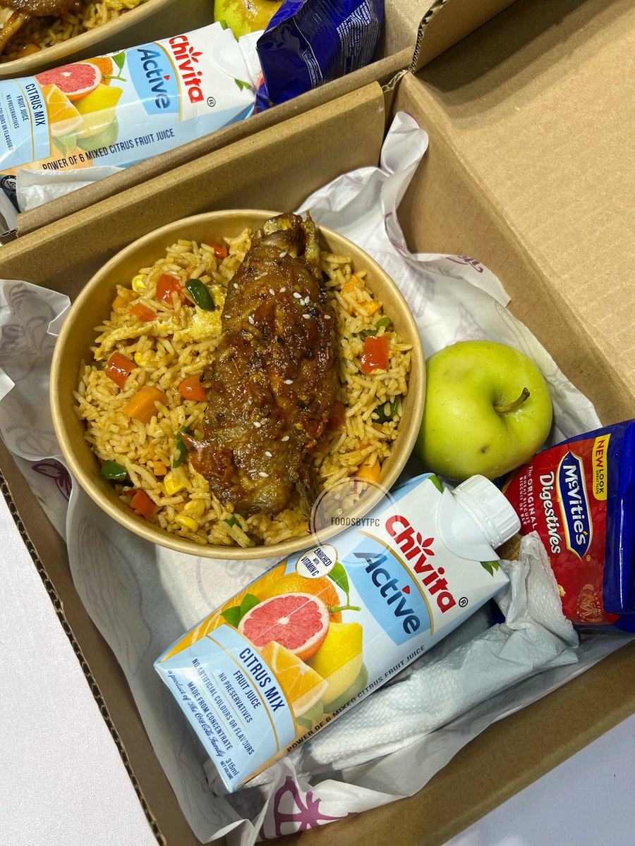Symplybim's tweet photo. Hi!! I’m a food vendor 🙋🏾‍♀️
This box comes with smokey jollof rice option for only ₦10,000, starting Saturday (15th Nov)! https://t.co/HEZrra2cRT