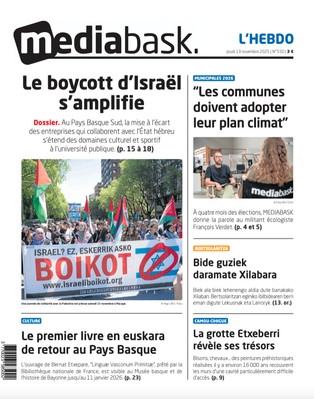 MediabaskInfo's tweet photo. Une de MEDIABASK l'HEBDO ce jeudi ⤵️
👉[DOSSIER] Au Pays Basque Sud, un boycott large face au génocide
👉[ÉLECTIONS 2026] François Verdet, militant écologiste, liste ses attentes
👉Des vestiges de la préhistoire à Camou-Cihgue
👉Bertso eskolatik banakako Xilabara https://t.co/JfddC4mhNr