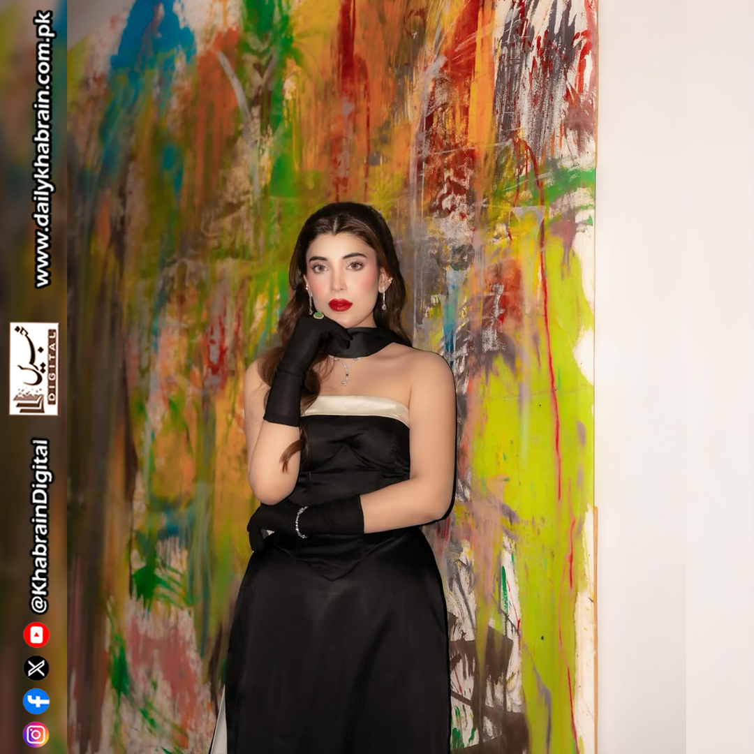 daily_khabrain's tweet photo. URWA
Owns the glam, not just the look
#khabriandigital
#Urwa #GlamQueen #OwnsTheGlam #StyleIcon #FashionGoals #Trendsetter #UrwaVibes #ConfidenceGoals #GlamLife #BossEnergy #SlayQueen #IconicStyle #FashionInspo #UrwaFans #Unstoppable https://t.co/XH6NnaNmq0