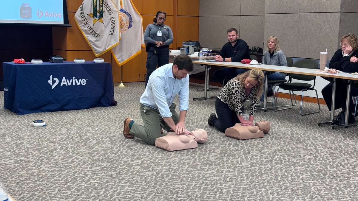 AviveSolutions's tweet image. Avive hosted a Tactical Medical Activation in Charlotte, NC, in partnership with the Mecklenburg County Sheriff&apos;s Office. Training focused on strengthening frontline readiness through high-quality CPR, AED integration, and hands-on tactical medical care. avive.life/law-enforcement