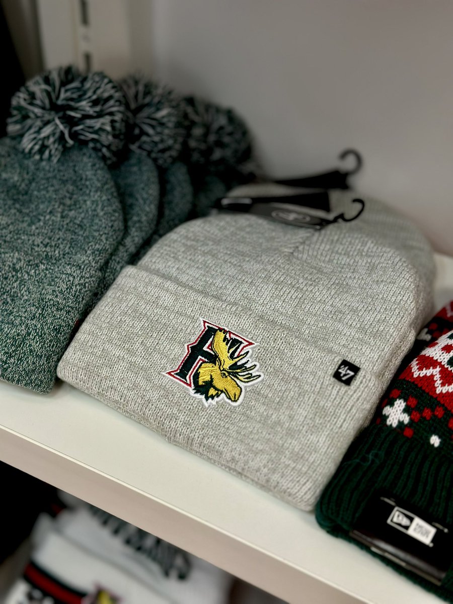HFXMooseheads's tweet image. The Moose Shop is officially ready for Christmas in Mic Mac Mall 🎄Plus - get all of your Woody merch here! 🎅 🎁#GoMooseGo