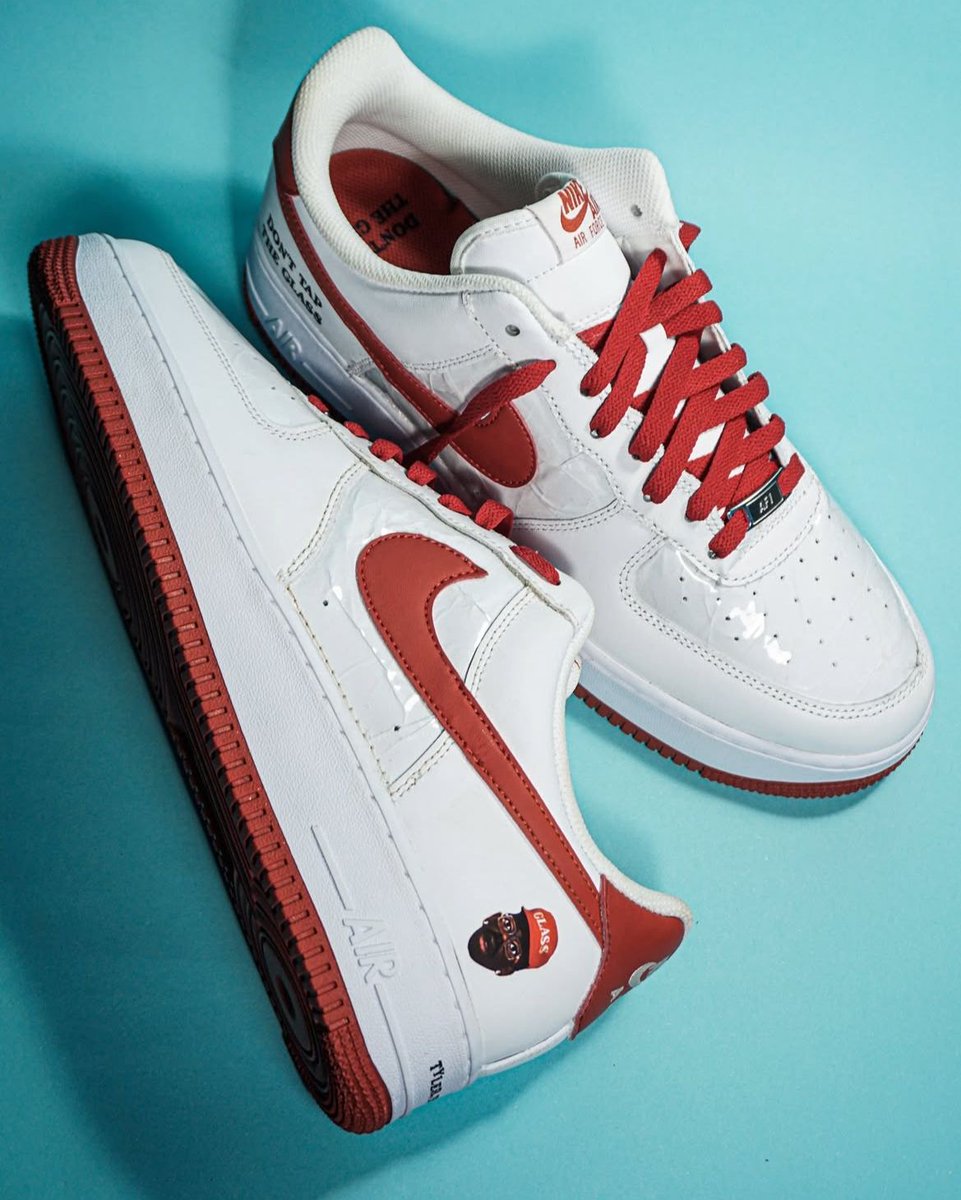 RealestOnlyreal's tweet photo. Art meets attitude 🎨🔥

Custom Air Force 1s paying tribute to Tyler, The Creator. 

Crisp white, deep red, and that “Don’t Tap the Glass” touch. Shoutout @amergi.custom for the unique piece #therealest https://t.co/tLlHTrNLmQ