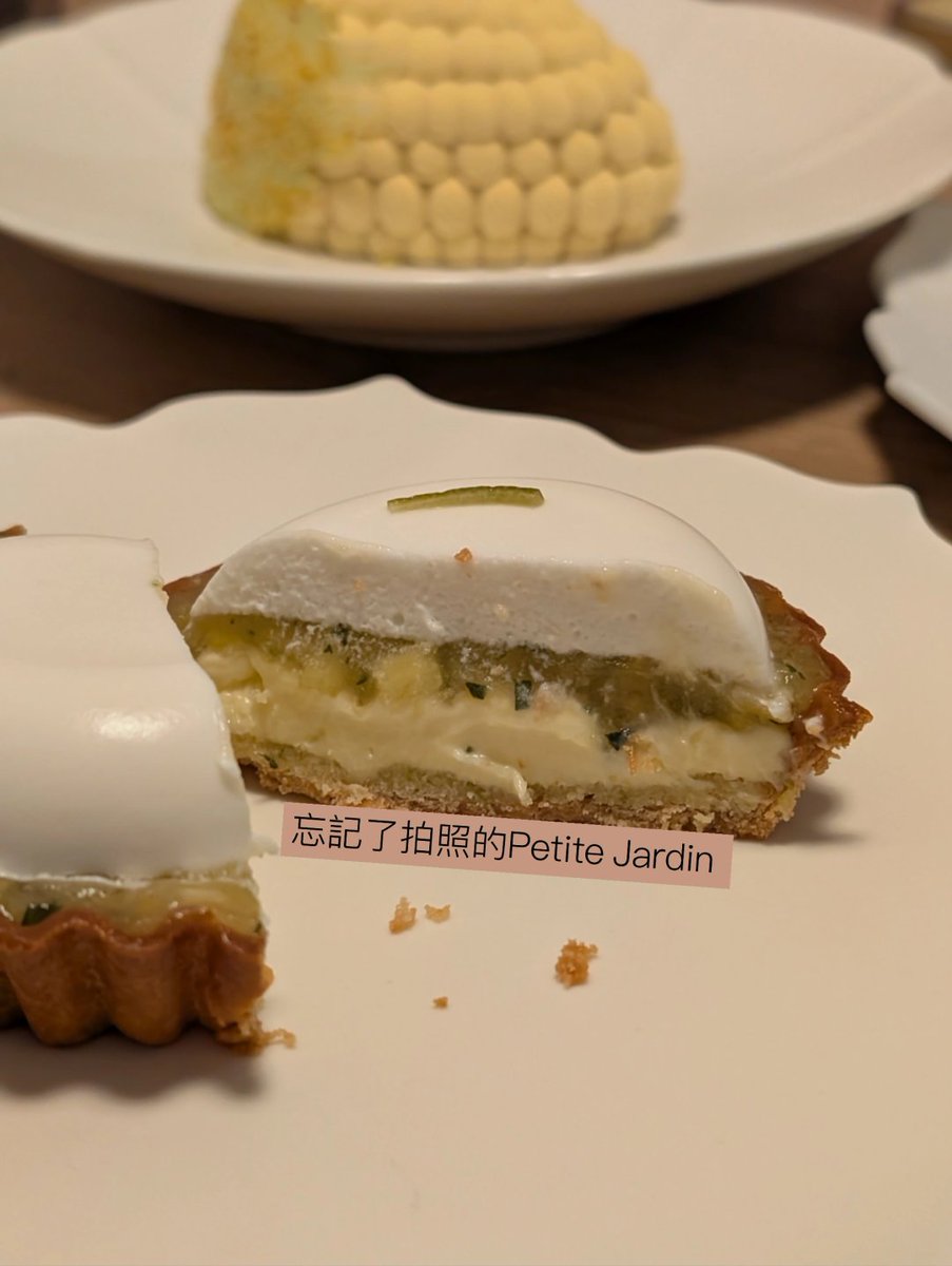 AdonisMoore14's tweet image. I really like French desserts