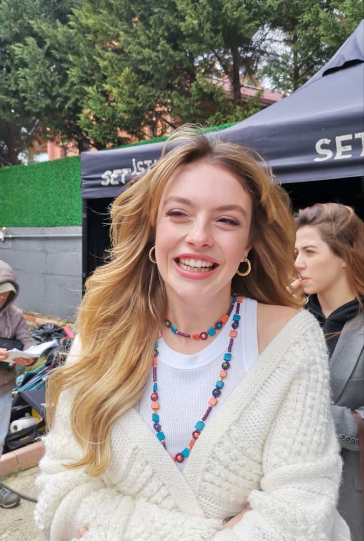 herhangi bir iş için cast önerim 👇🏻