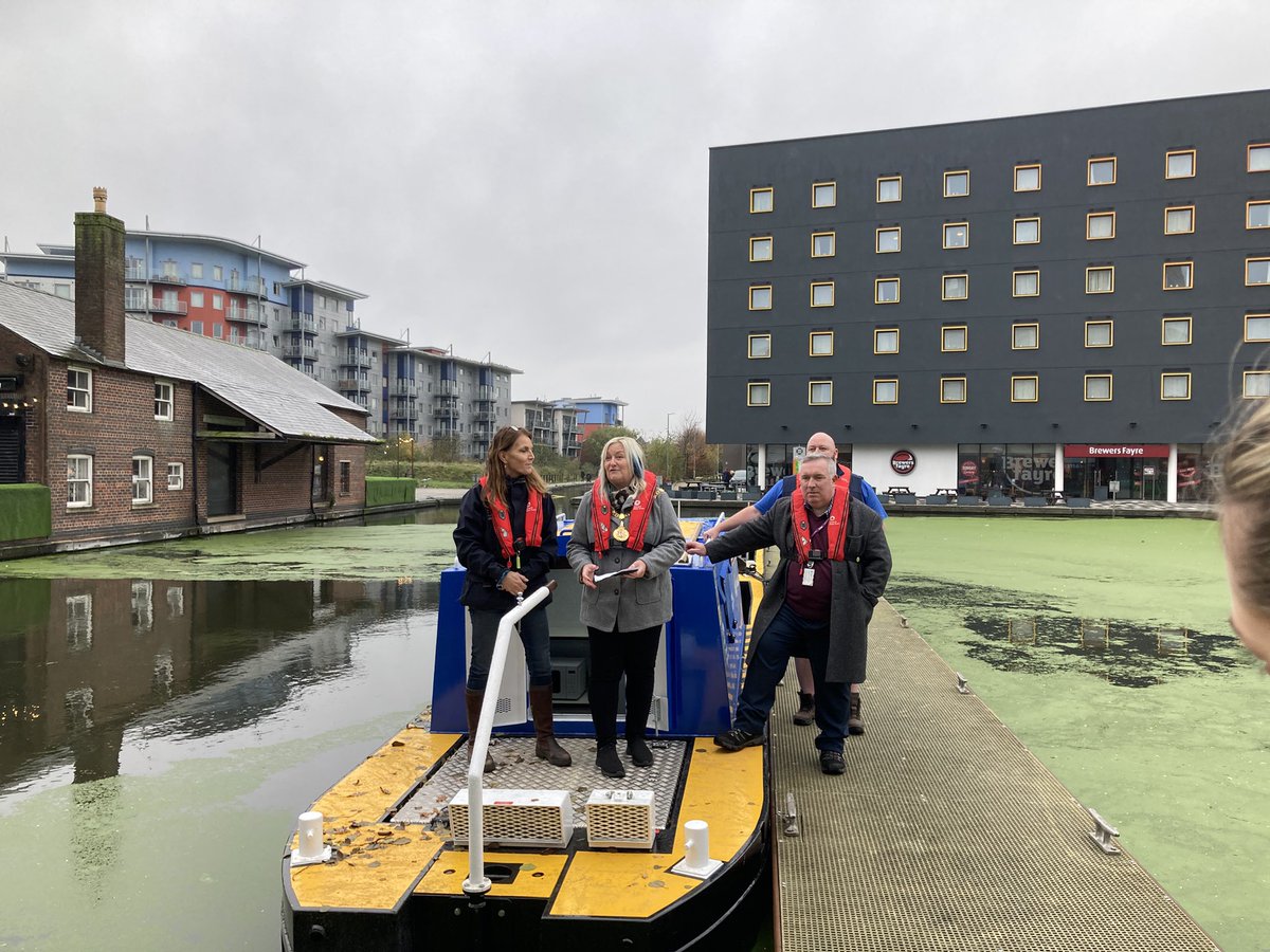 Canal & River Trust West Midlands tweet media