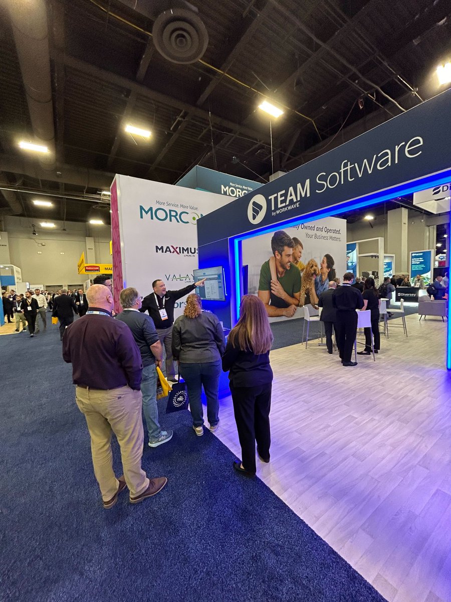 TEAM_Software's tweet image. We’re live from Vegas at @ISSAShowNA Booth #5420, showcasing our #TEAMSoftware solutions built for the #cleaning industry! 

Join us tonight at Booth #25 during the @BSCAI Contracting Success opening reception. We can’t wait to connect!