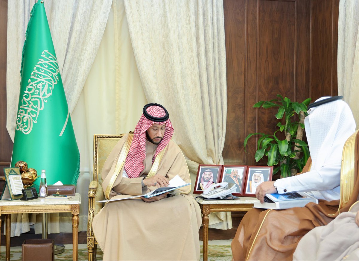 محبو الأمير خالد بن سطام بن سعود بن عبدالعزيز tweet media