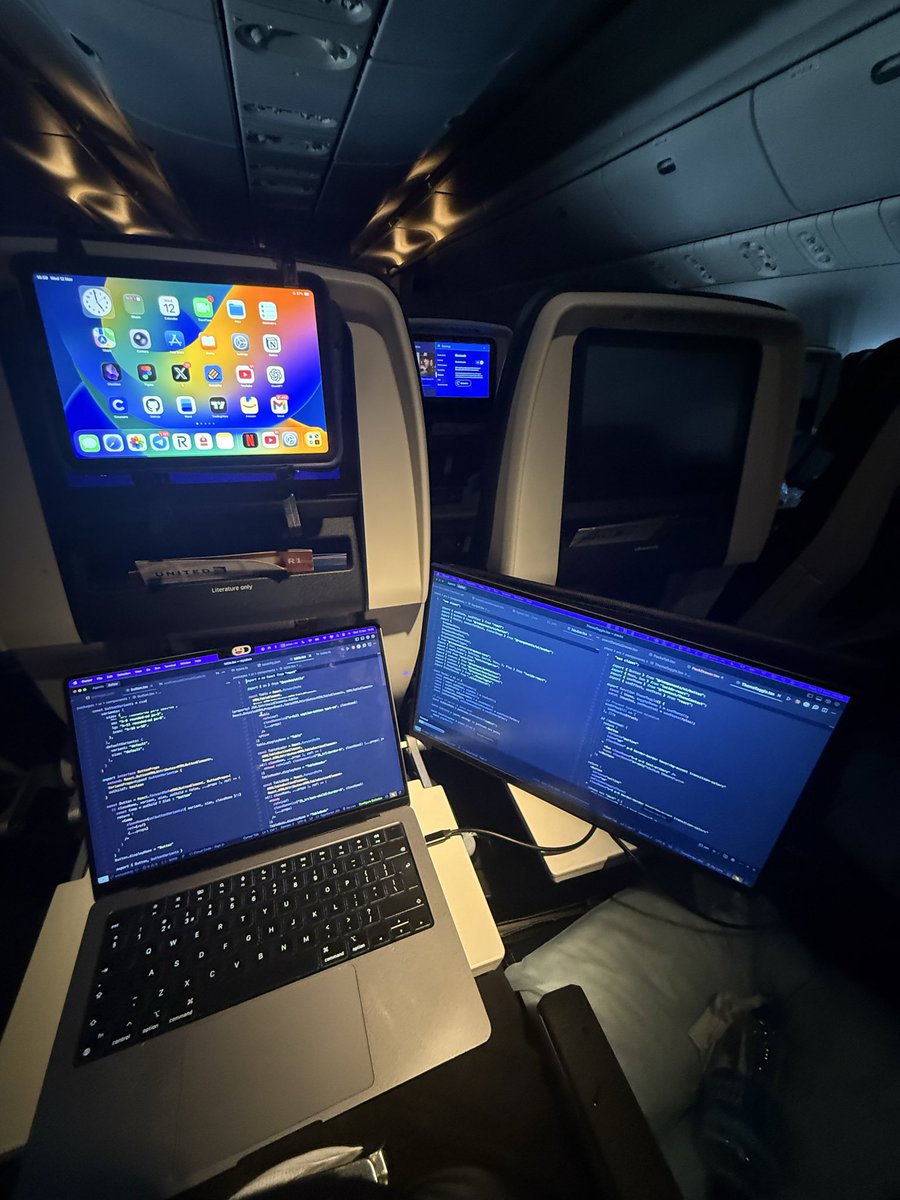 This is the final boss of hyper stimulation:

- replacing your airplane screen with an iPad

- an 18.5 inch portable monitor along side your laptop 

- a fren you can code with 🤌