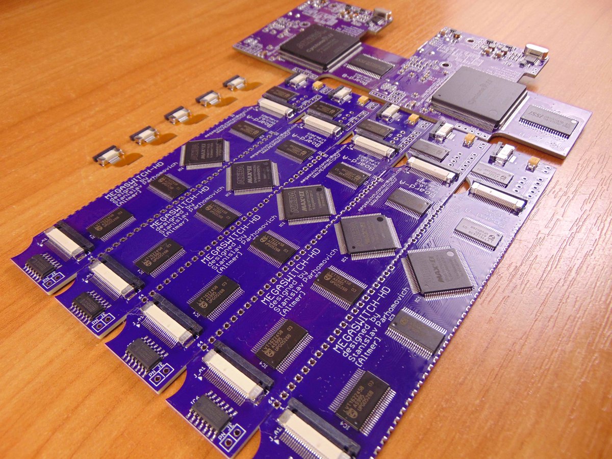I soldered and completely tested Board-A and Board-B boards. I'm starting to solder Board-C boards for these kits. Digital video output for Genesis/MD. megaswitchhd.com