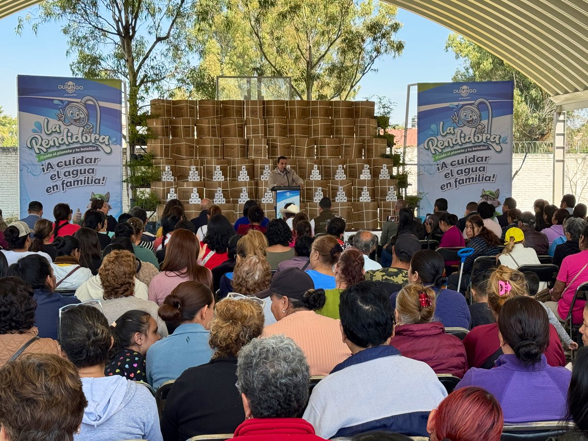 DMSPDGO's tweet image. 💧 Cuidar el agua es tarea de todos.

Con el objetivo de contribuir al uso responsable de este recurso vital, el presidente @josejoseantonio realizó la entrega de La Rendidora” a la Escuela Primaria “Doroteo Arango” en la colonia Tierra y Libertad.

#DurangoEsElCamino