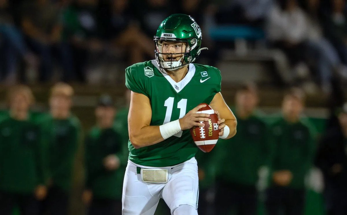 JohnDHodge's tweet image. I am sad to report that Saskatchewan Huskies QB Anton Amundrud has been diagnosed with cancer. 

Anton and his family are requesting privacy, though well-wishes can be sent here: huskie.football@usask.ca.

Full story: 3downnation.com/2025/11/12/sas…

#Saskatchewan | #Huskies | #USports