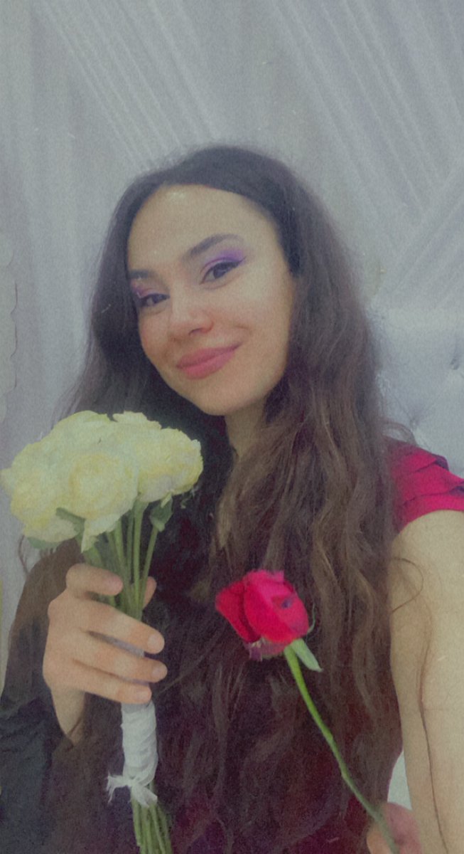 YEŞİM AKBAŞ 943 GÜNDÜR SOĞUK TOPRAK ALTINDA ADALET ARIYOR
Bingün olcek ben kendime binbirgece adalet masalımı anlatıyorm bilmiyorm artık RAPUNZEL GİBİ SAÇLARI KANA BULANDI KANI YERDE KALDI
Artık arşivden çıksın #YeşiminDosyasıAçılsın heraksam 21de bunu sayıklıyorm <a href="/TCYargitay/">Yargıtay Başkanlığı</a>