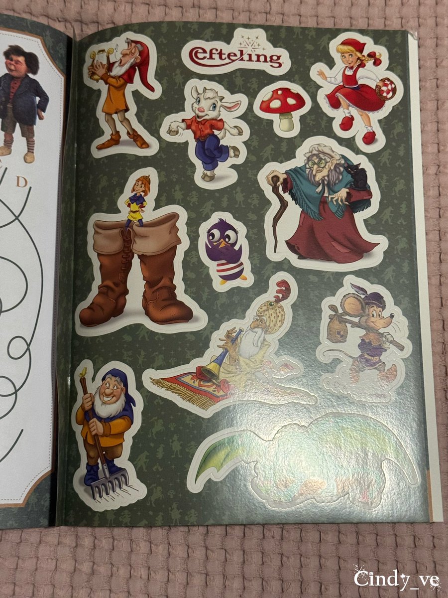 cindy_ve's tweet image. Die stickervel in het doeboek met #SprookjesBoom op de voorkant is ook echt gaaf 😍 #Kruidvat #Efteling