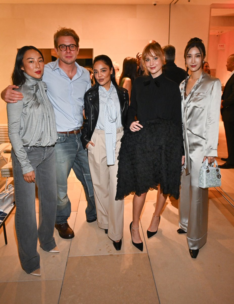 Jennifer Lee Thompson\, image size:927x1200